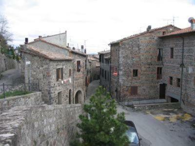 הוילה רדיקופאני Casa Sotto La Rocca מראה חיצוני תמונה